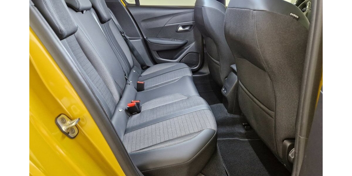 Peugeot 208 Allure Pack LED APP ACC SHZ i-Cockpit Kamera 21.500 km 15.850 &euro; Garrel 49681