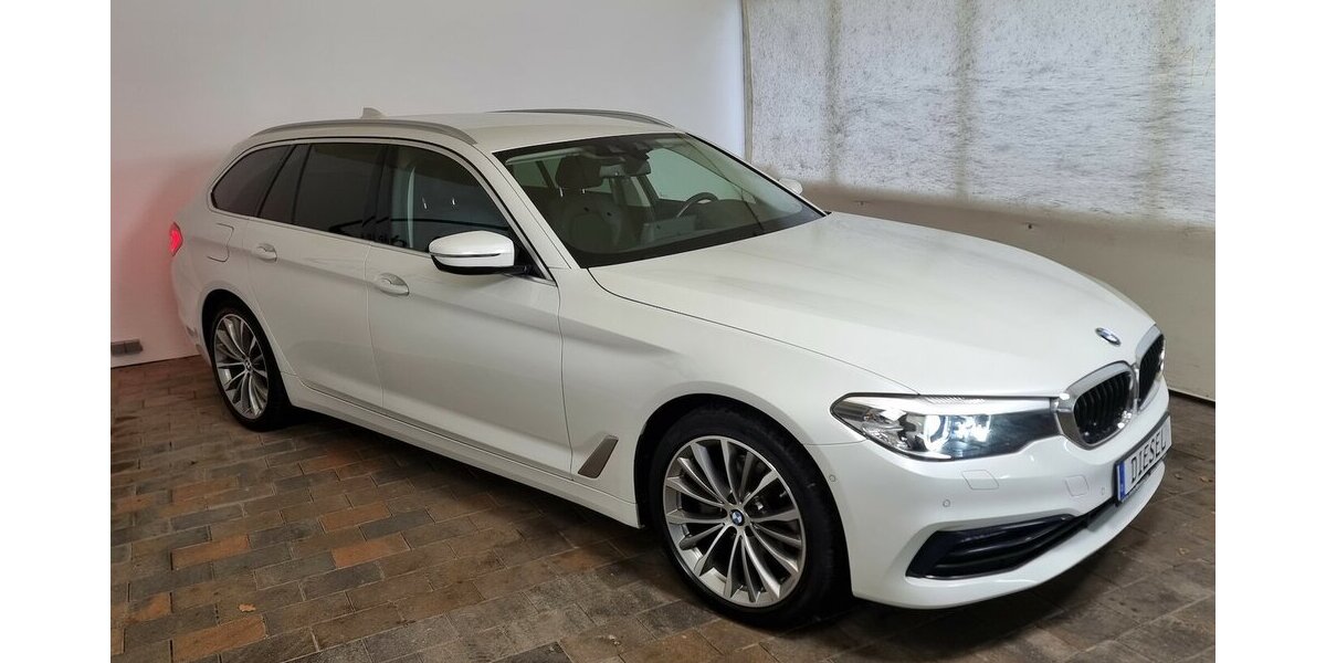 BMW 520d SportLine LED AHK ACC Navi Kamera Hifi 89.900 km 27.450 &euro; Garrel 49681