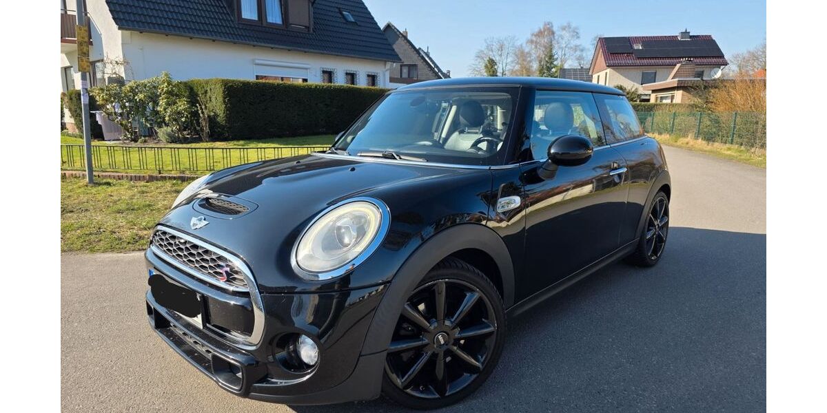 Mini Cooper S 154.096 km 9.950 &euro; Oldenburg 26135