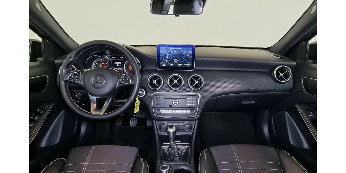 Mercedes-Benz A 200 d CDI Urban LED SHZ AHK Navi Klima Spur 189.700 km 11.450 &euro; Garrel 49681