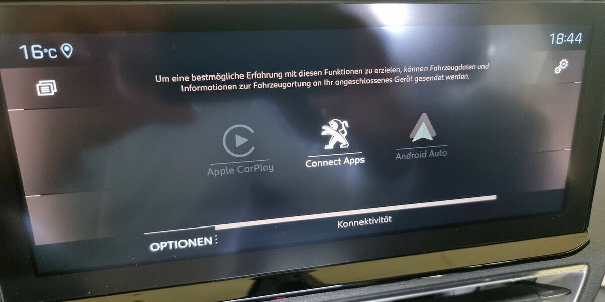 Peugeot 5008 GT LED APP SHZ Kamera Digital Navi 7-Sitzer 47.200 km 27.850 &euro; Garrel 49681