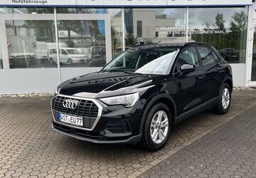 Audi Q3 10.000 km 37.950 &euro; Westerstede 26655