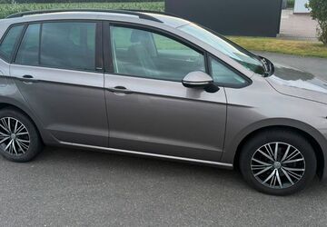 VW Golf Sportsvan 62.500 km 12.850 &euro; Oldenburg 26131