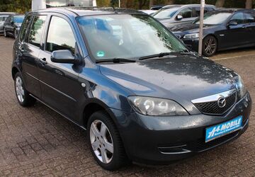 Mazda 2 156.800 km 2.499 &euro; Oldenburg 26129