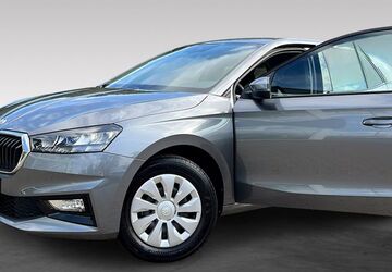 Skoda Fabia 6.300 km 15.990 &euro; Delmenhorst 27755