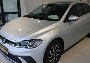 VW Polo 2.680 km 22.749 &euro; Wiefelstede 26215
