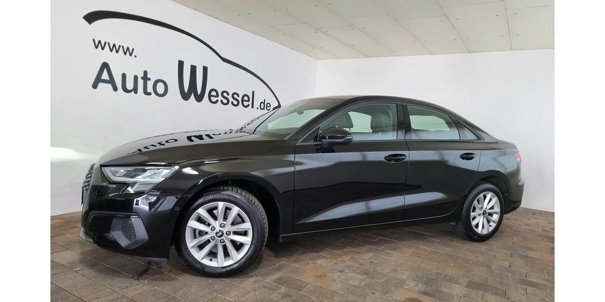 Audi A3 30TFSI limo Navi Leder Digital VIC Kamera LED 66.400 km 21.450 &euro; Garrel 49681