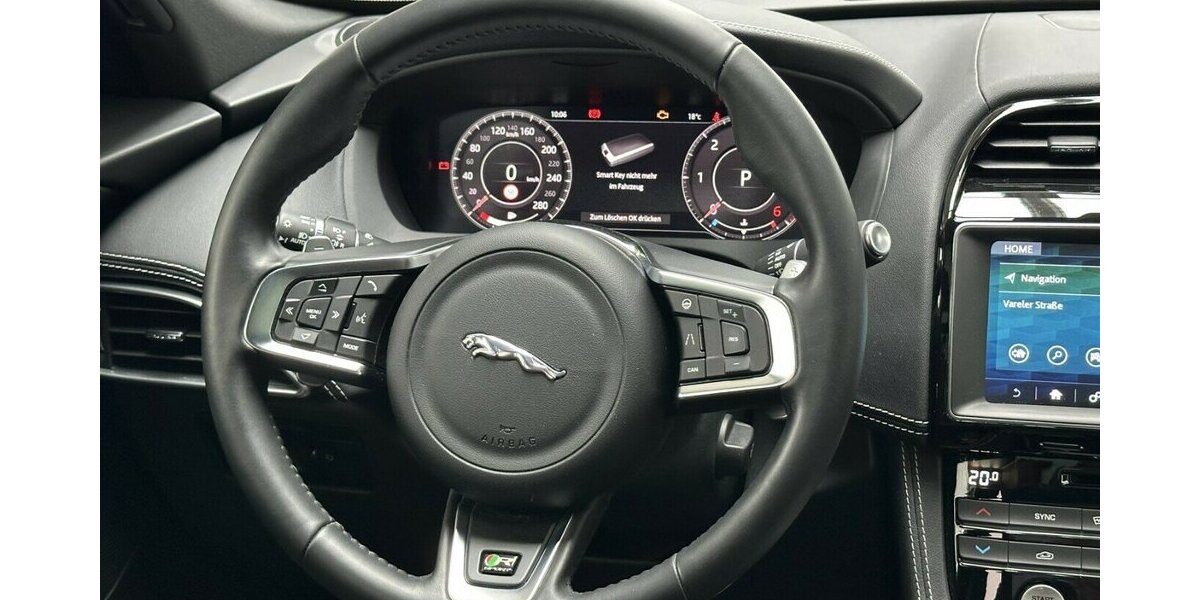 Jaguar F-Pace 3,0 D AWD R-Sport +AHK+Panorama+Navi+Kamera 92.200 km 27.990 &euro; Jaderberg 26349