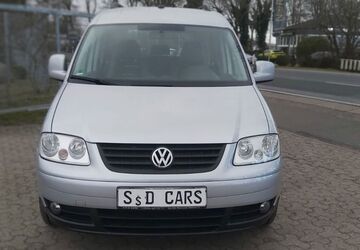 VW Caddy 181.000 km 5.999 &euro; Rastede-Wahnbek 26180