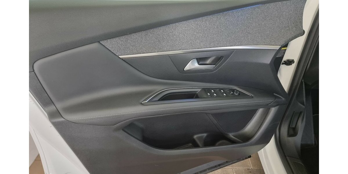 Peugeot 3008 Allure 1.5 HDI LED i-Cockpit Keyless Kamera 76.900 km 19.985 &euro; Garrel 49681