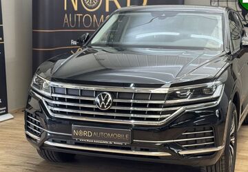 VW Touareg 93.212 km 40.700 &euro; Rastede/ Wahnbek 26180