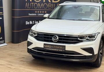 VW Tiguan 76.579 km 28.900 &euro; Rastede/ Wahnbek 26180
