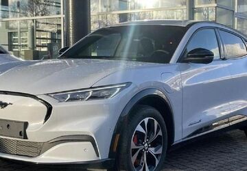 Ford Mustang Mach-E 21.000 km 42.490 &euro; Oldenburg 26125