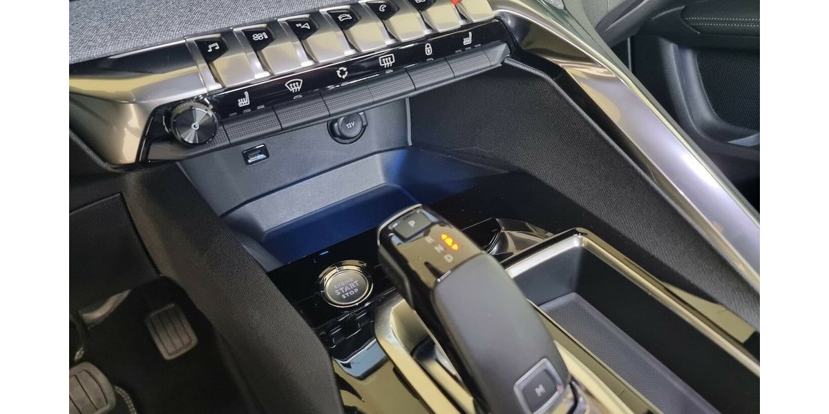 Peugeot 5008 GT-Line LED i-Cockpit 180° Kamera Keyless 58.900 km 22.850 &euro; Garrel 49681