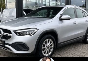 Mercedes-Benz GLA 200 72.863 km 30.900 &euro; Oldenburg 26125