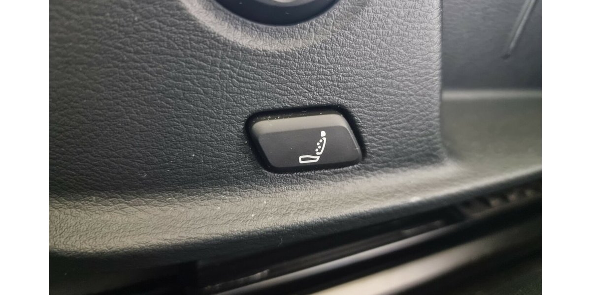 Audi A4 40 TFSI S line MHEV LED ACC AHK Navi Massage 76.500 km 29.999 &euro; Garrel 49681