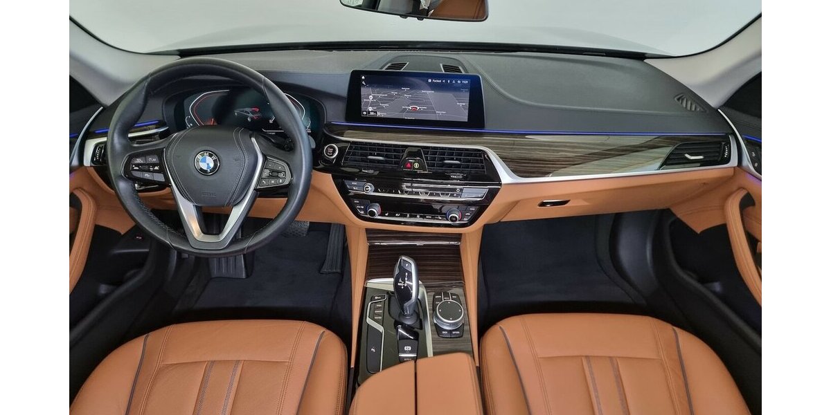 BMW 520d Luxury Line LED ACC SHZ Navi Klima Leder 46.700 km 31.700 &euro; Garrel 49681