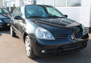 Renault Clio 185.100 km 2.498 &euro; Rastede 26180