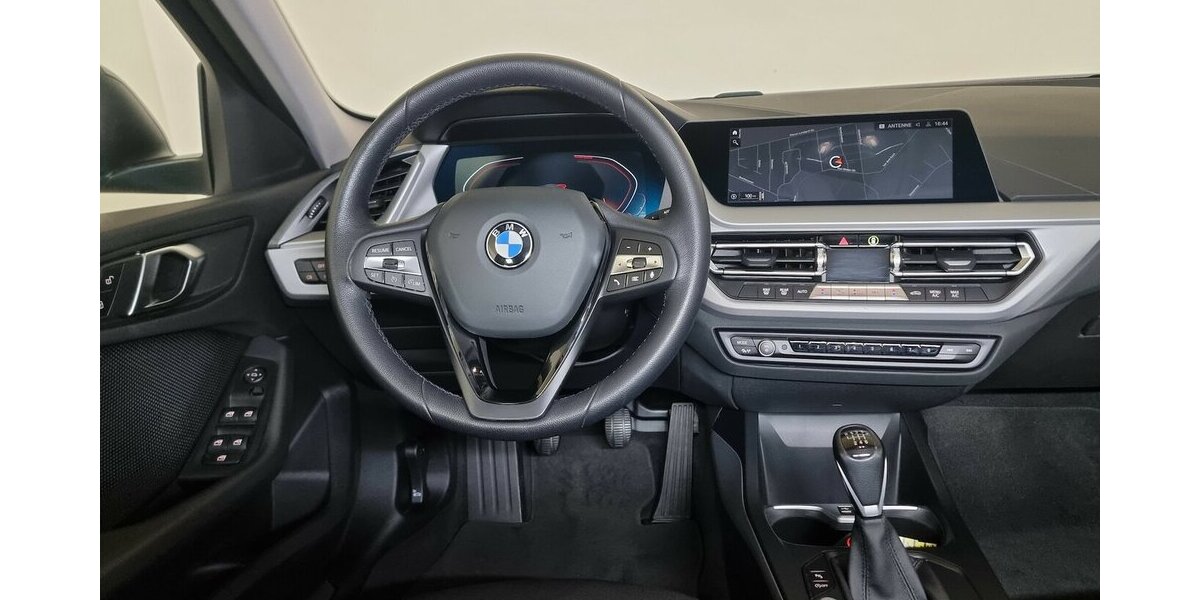 BMW 118d Advantage LED Navi Kamera 51.800 km 21.500 &euro; Garrel 49681