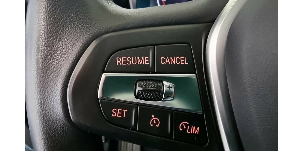 BMW 320d xDrive Sport Line LED AHK Spur Kamera Pano 86.800 km 27.450 &euro; Garrel 49681