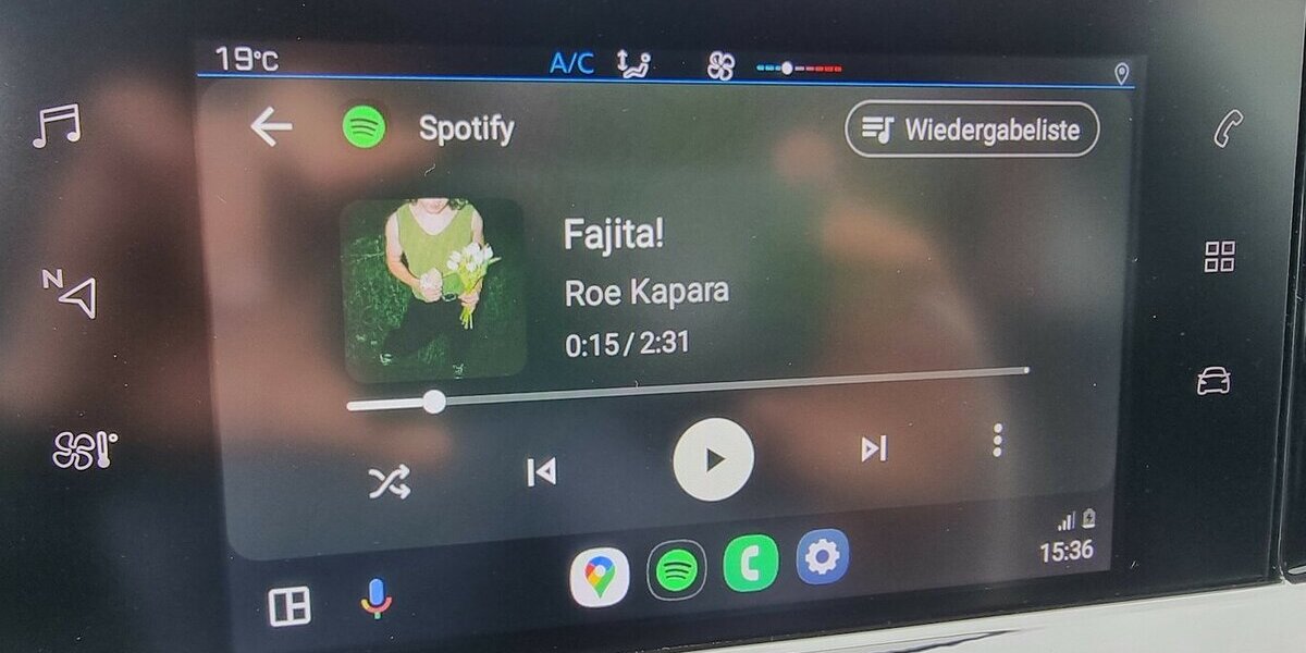 Peugeot 208 Active Pack LED Kamera APP Tempomat SHZ 16.750 km 13.990 &euro; Garrel 49681