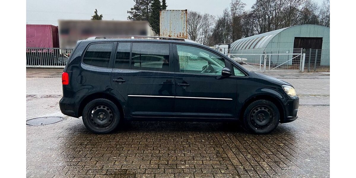 VW Touran 236.642 km 10.600 &euro; Delmenhorst 27751
