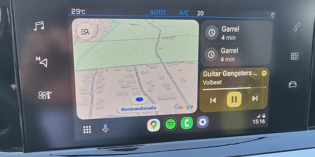 Peugeot 208 Allure Pack LED APP ACC SHZ i-Cockpit Kamera 21.500 km 15.850 &euro; Garrel 49681