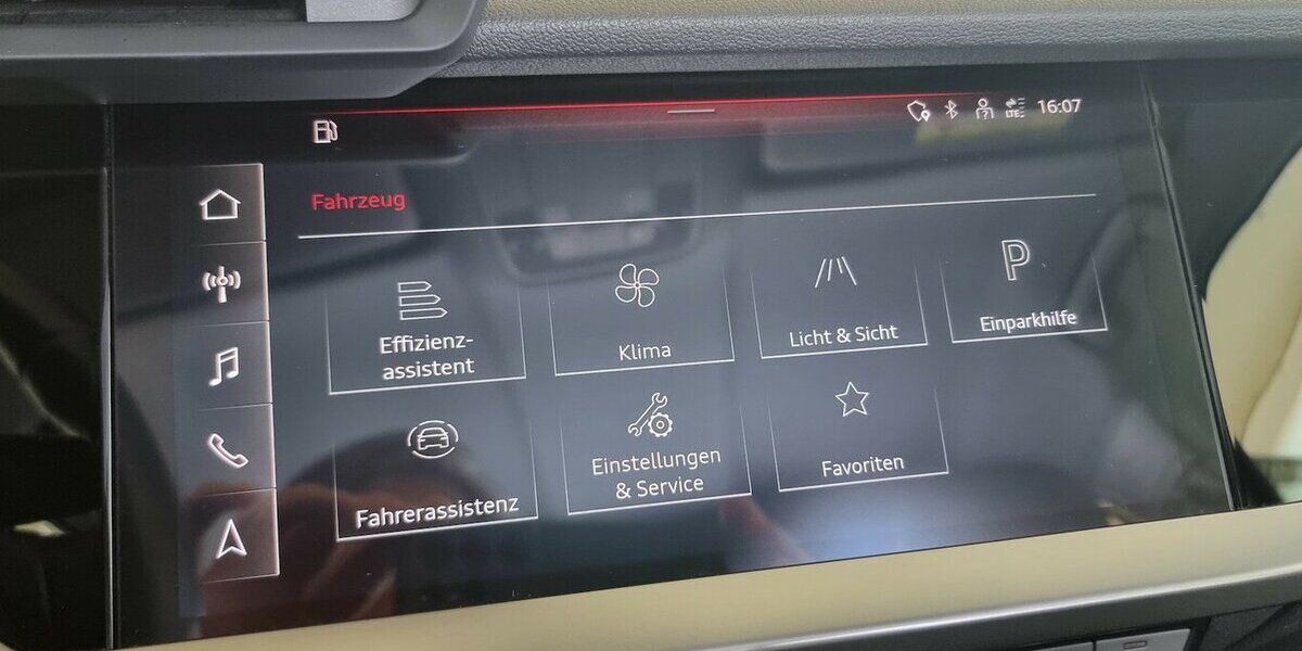 Audi A3 30TFSI limo Navi Leder Digital VIC Kamera LED 66.400 km 21.450 &euro; Garrel 49681