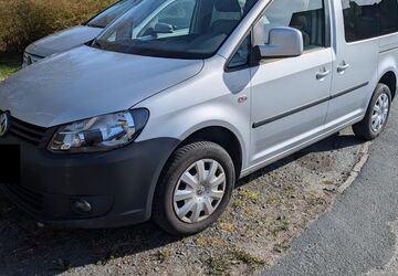 VW Caddy 225.805 km 4.000 &euro; Oldenburg 26135