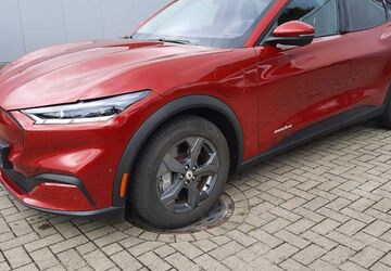 Ford Mustang Mach-E 53.298 km 28.900 &euro; Wardenburg 26203