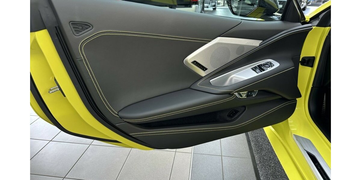 Corvette C8 Coupe Z51 Europa +Schmidt+Lift+3 Jahre Garantie 5.500 km 109.990 &euro; Jaderberg 26349