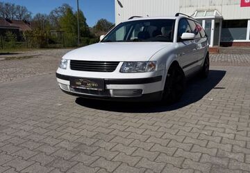 VW Passat 220.000 km 4.999 &euro; Großenkneten 26197