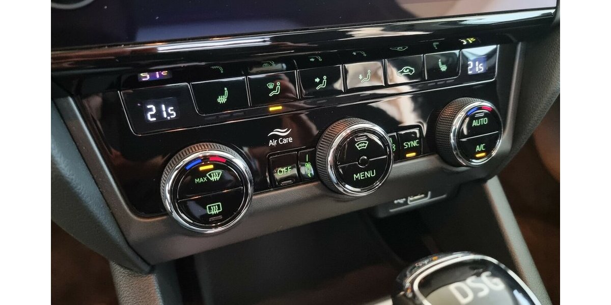 Skoda Octavia Ambition DSG Navi Klima Tempomat Kamera 67.200 km 18.450 &euro; Garrel 49681