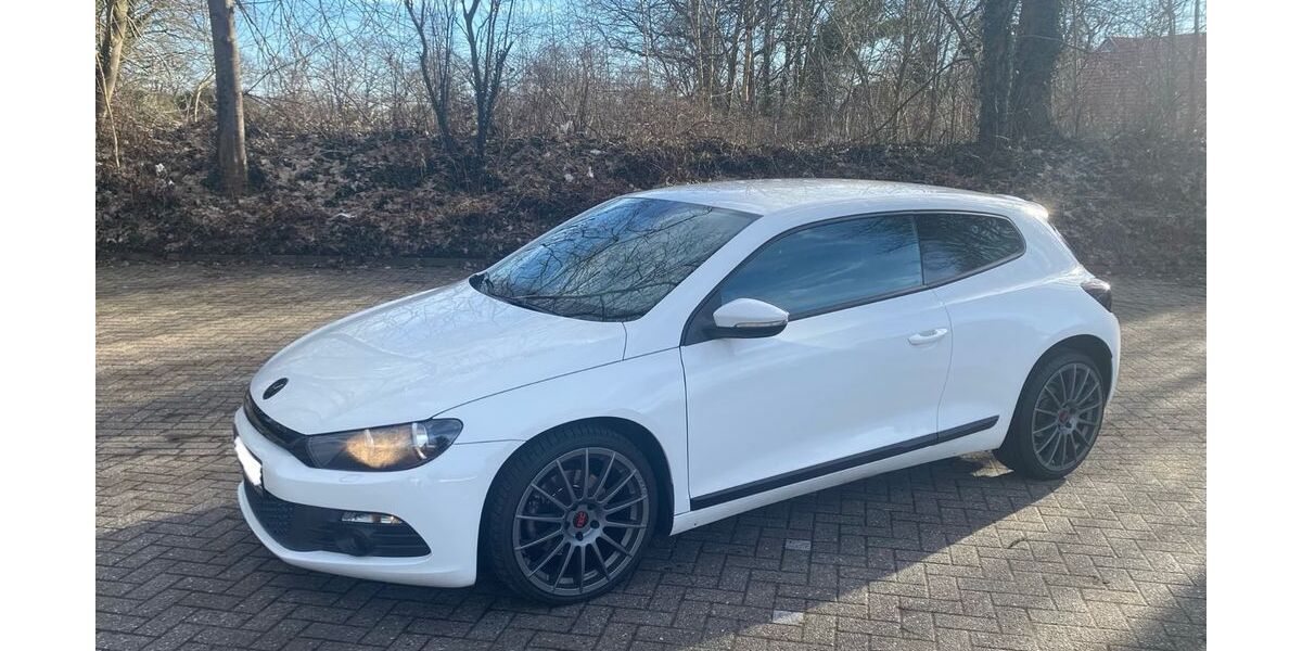 VW Scirocco 144.000 km 8.999 &euro; Edewecht 26188
