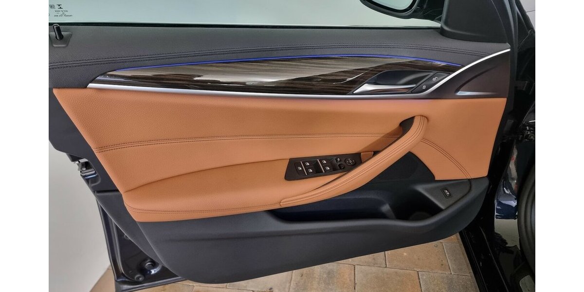 BMW 520d Luxury Line LED ACC SHZ Navi Klima Leder 46.700 km 33.850 &euro; Garrel 49681