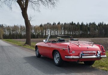 MG B 999.999 km 14.800 &euro; Hude 27798