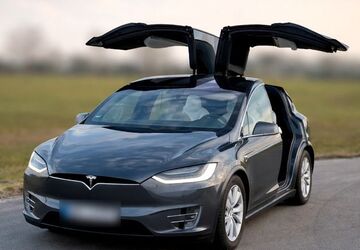Tesla Model X 126.000 km 31.999 &euro; Brake 26919