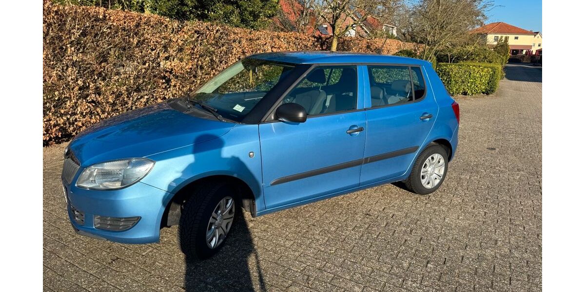 Skoda Fabia 109.000 km 3.900 &euro; Oldenburg 26125