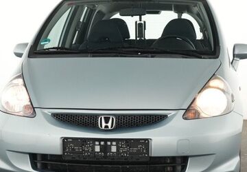 Honda Jazz 142.000 km 2.790 &euro; Delmenhorst 27751