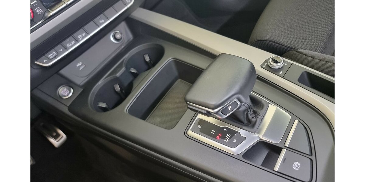 Audi A4 40 TFSI S line MHEV LED ACC AHK Navi Massage 76.500 km 29.999 &euro; Garrel 49681