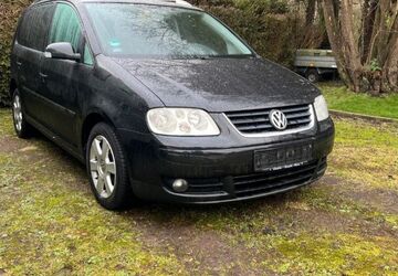 VW Touran 263.715 km 3.300 &euro; Oldenburg 26131