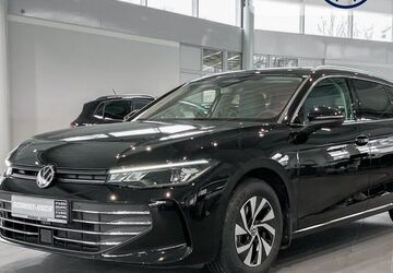 VW Passat Variant 26.403 km 32.990 &euro; Oldenburg 26123