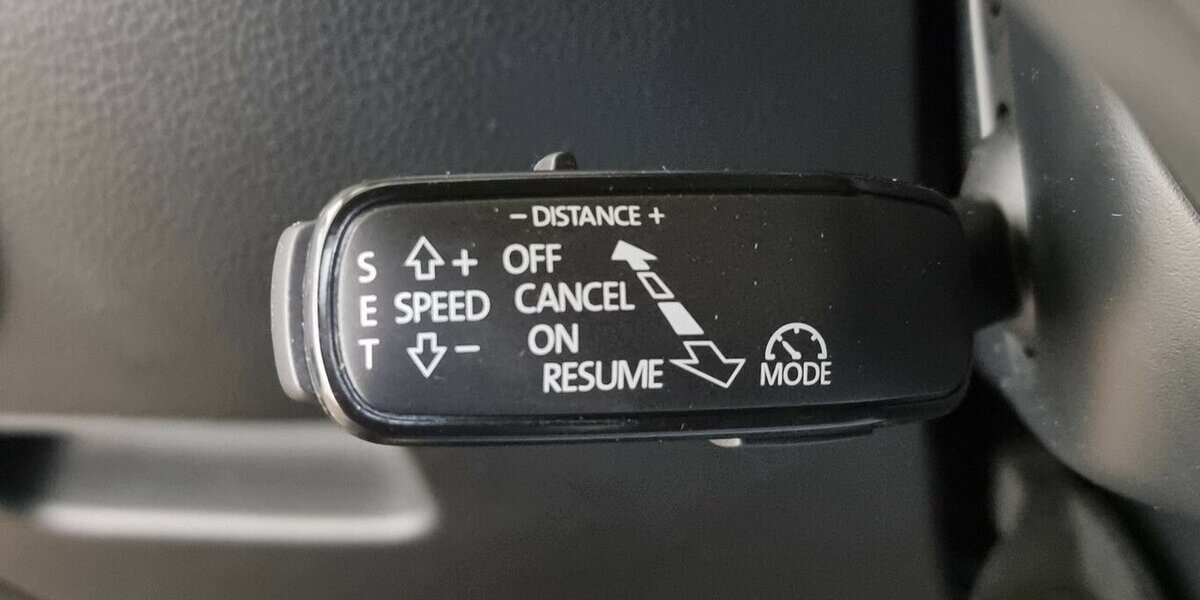 Skoda Superb Style Bi-Xenon AHK ACC SHZ Navi Tempomat 123.550 km 18.850 &euro; Garrel 49681