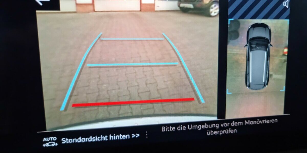 Peugeot 5008 GT LED APP SHZ Kamera Digital Navi 7-Sitzer 47.200 km 27.850 &euro; Garrel 49681