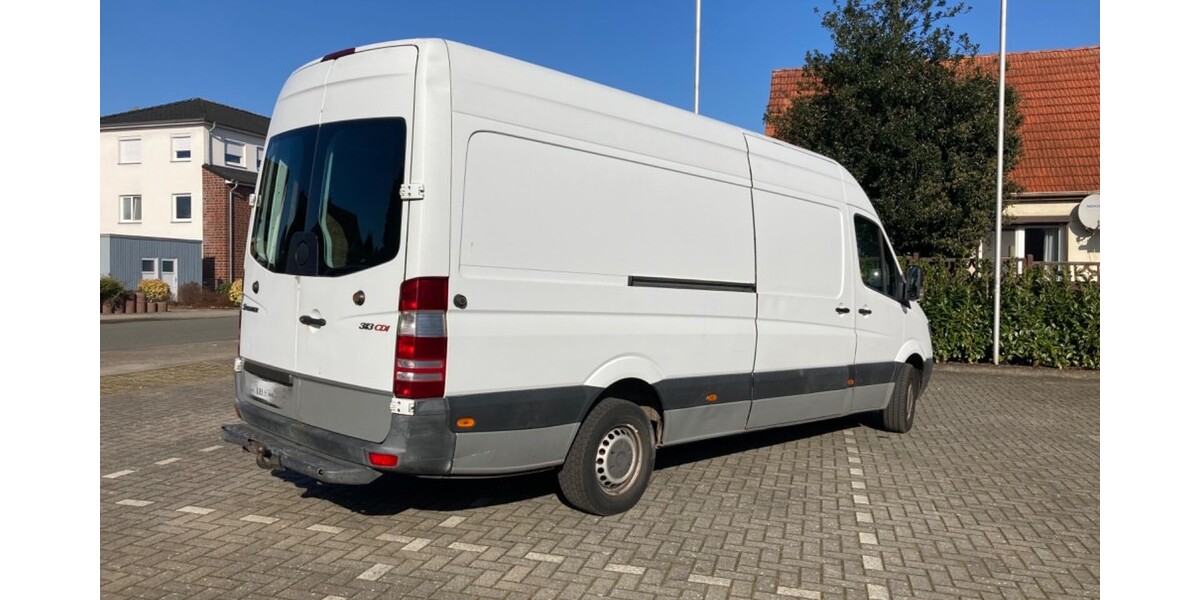 Mercedes-Benz Sprinter 288.300 km 11.500 &euro; Delmenhorst 27749