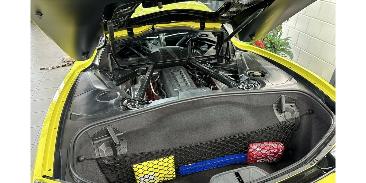 Corvette C8 Coupe Z51 Europa +Schmidt+Lift+3 Jahre Garantie 5.500 km 109.990 &euro; Jaderberg 26349