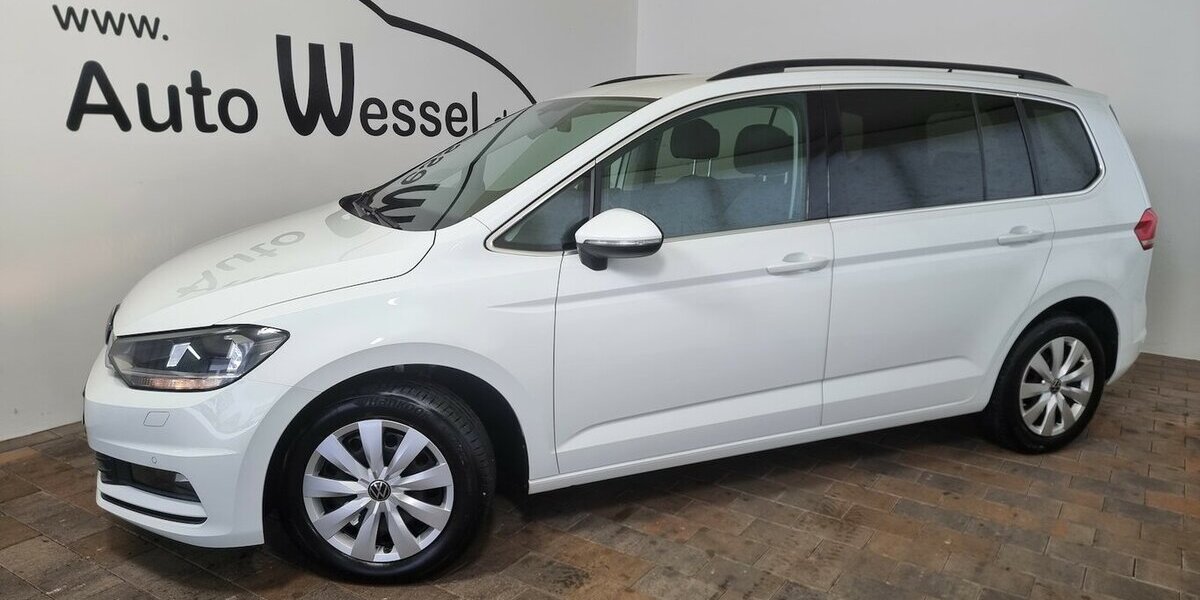 VW Touran Comfortline BMT ACC AHK Kamera 7-Sitzer 89.900 km 24.990 &euro; Garrel 49681