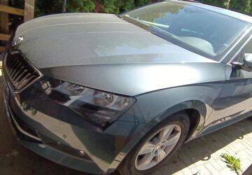 Skoda Superb 133.258 km 16.899 &euro; Oldenburg 26127
