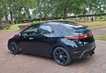 Honda Civic 161.000 km 7.500 &euro; Oldenburg 26121