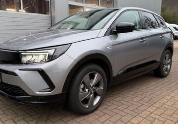 Opel Grandland (X) 12.000 km 24.990 &euro; Augustfehn 26689